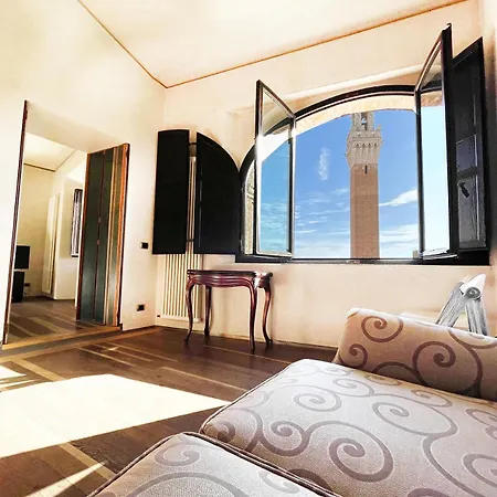 Il Campo 8: Piazza Del Campo Appartement