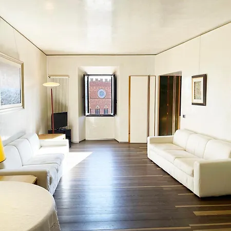 Il Campo 8: Piazza Del Campo Appartement