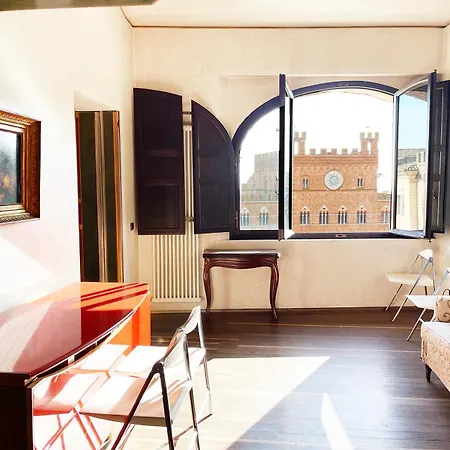 Il Campo 8: Piazza Del Campo Lejlighed *